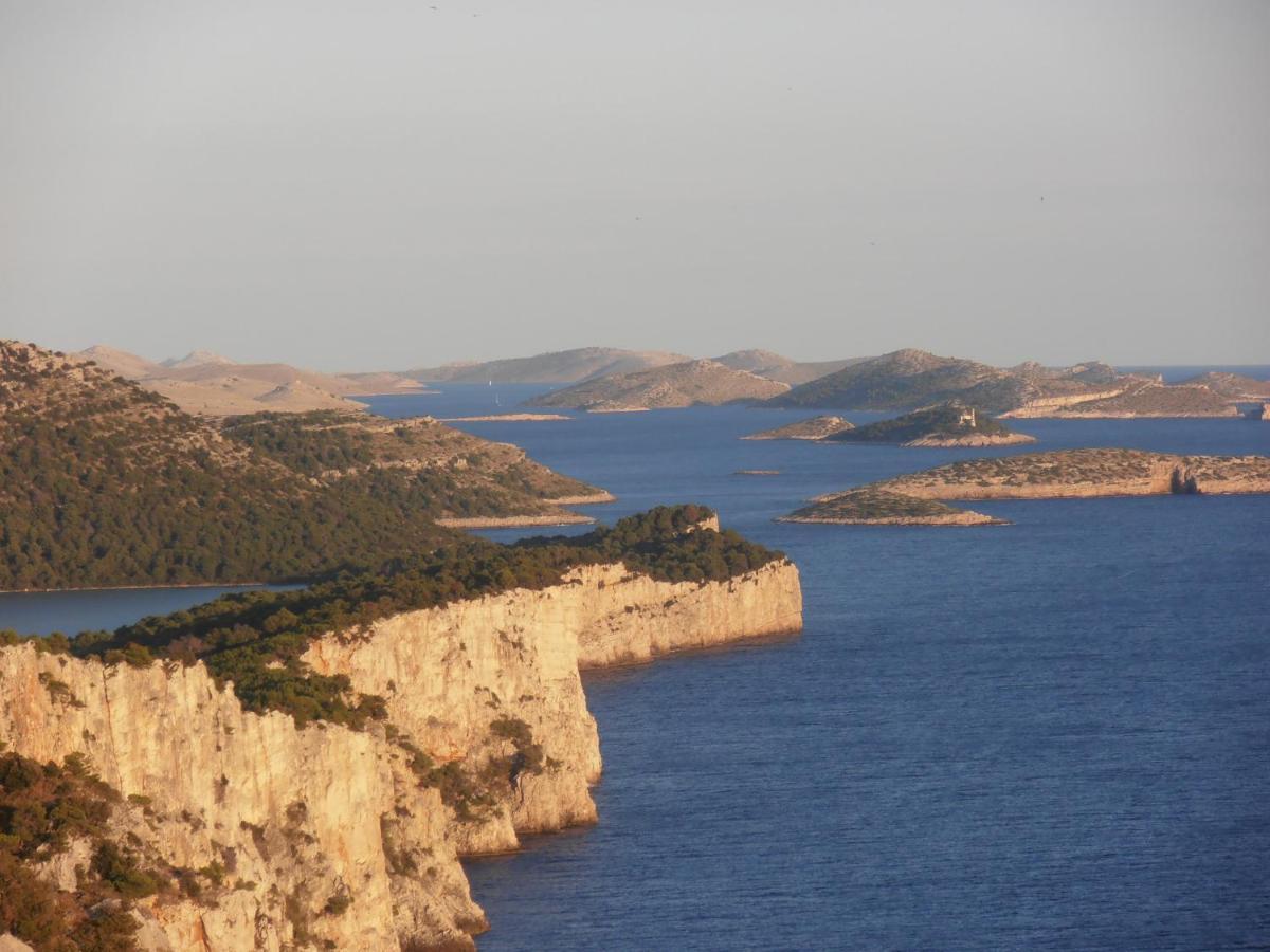 Vala Διαμέρισμα Božava Εξωτερικό φωτογραφία